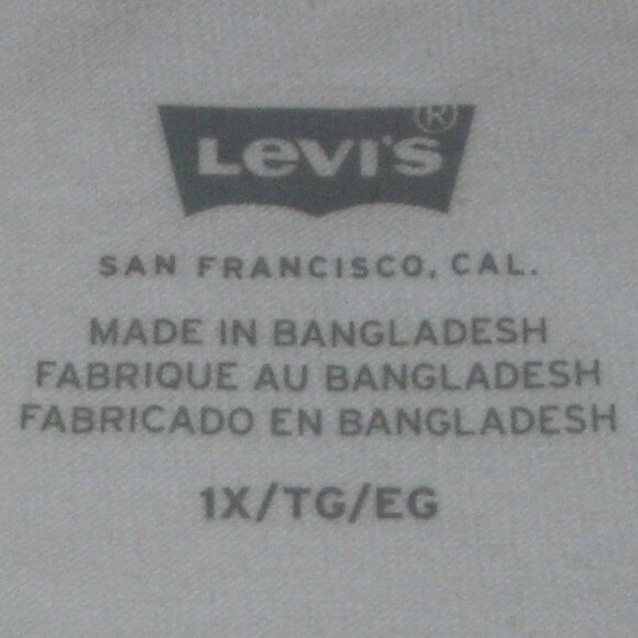 Levi's Crop Top T-Shirt Size 1X NWT - Picture 4 of 5